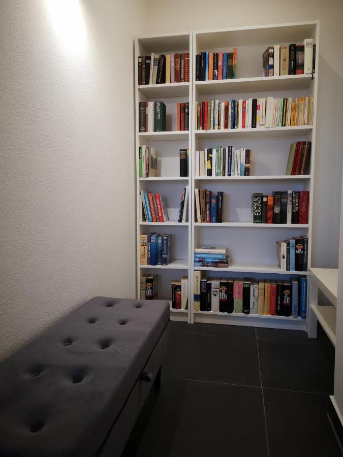 Liebevoll Hinterm Deich - Ferienwohnungen Lehe  Luaran gambar